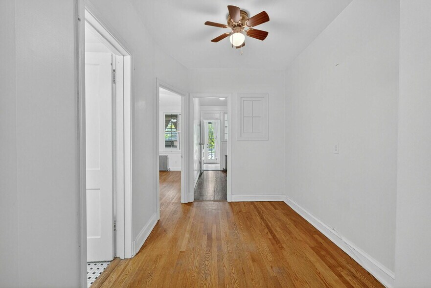 More Photos Of 4512 MacArthur Blvd NW, Washington Apartments For Sale