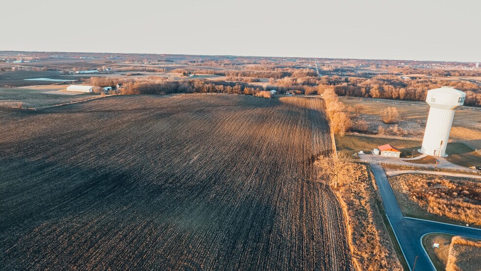 More Photos Of xxx US Highway 212, Chaska Land For Sale