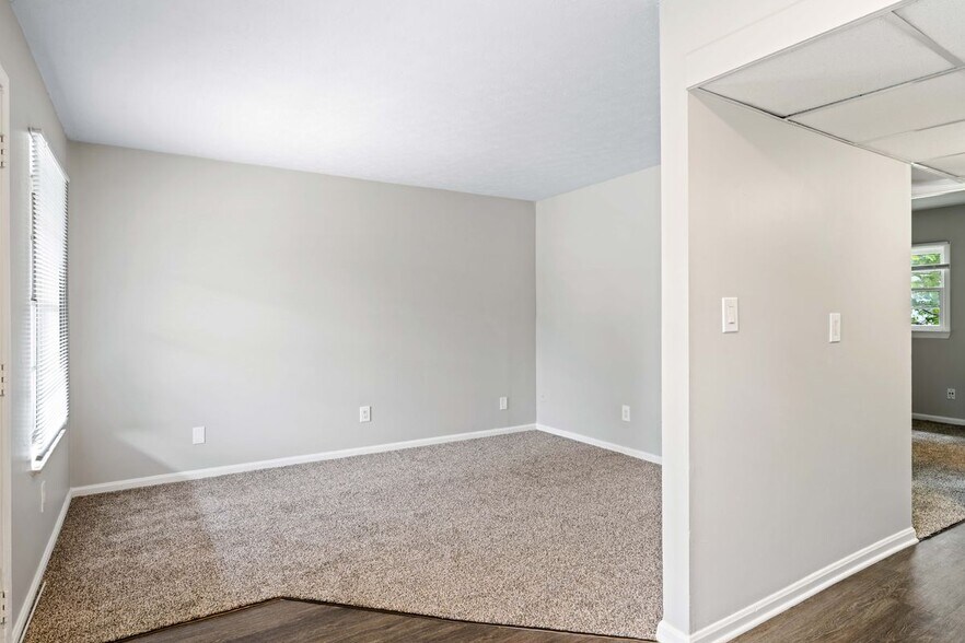 More Photos Of 111 E Obryan Ave, Bardstown Apartments For Sale