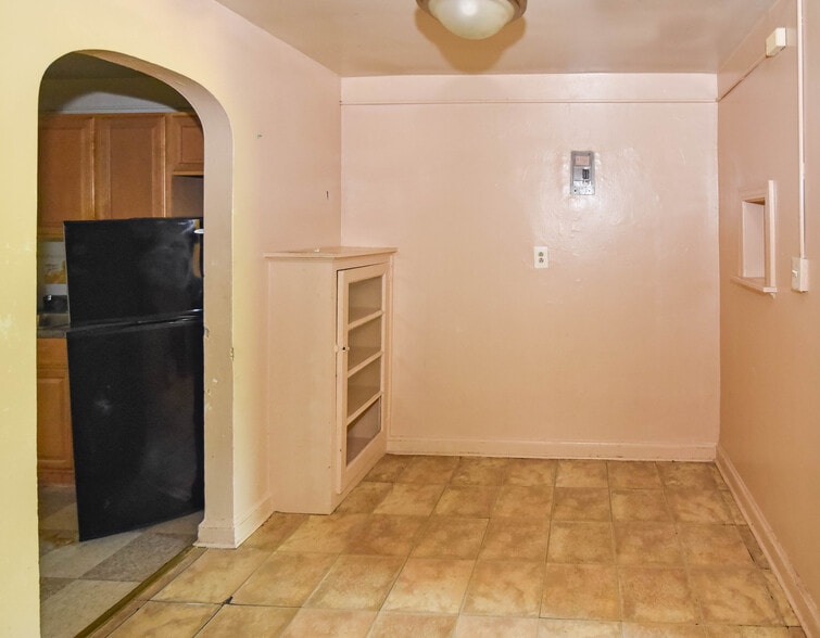 More Photos Of 2823 4th St NE, Washington Multifamily For Sale