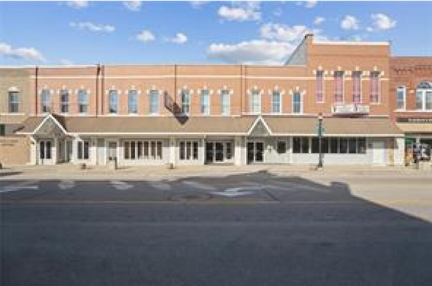 Primary Photo Of 107 S Franklin St, Manchester Storefront For Sale