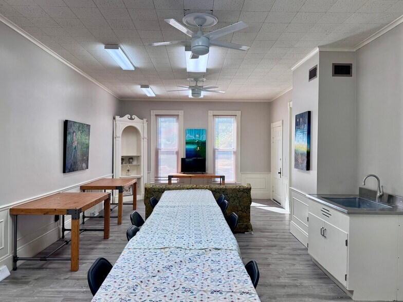 More Photos Of 1415 4th St, Fulton Storefront Retail Residential For Sale