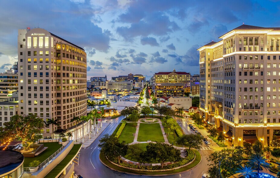 More Photos Of 2800 Ponce de Leon Blvd, Coral Gables Office For Lease