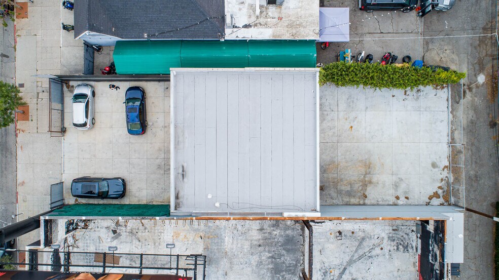 More Photos Of 1318 N Highland Ave, Los Angeles Auto Repair For Lease
