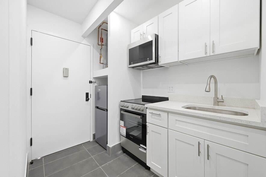 More Photos Of 1847 Harrison Ave, Bronx Apartments For Sale