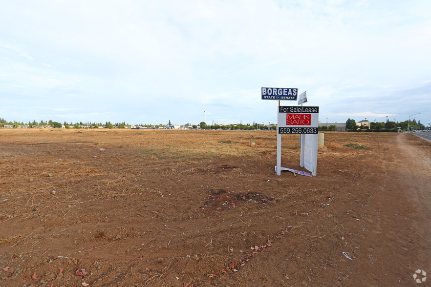 Primary Photo Of 750 N 1st St, Fresno Land For Lease