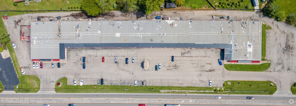 More Photos Of 9536 Cincinnati Columbus Rd, West Chester Freestanding For Lease
