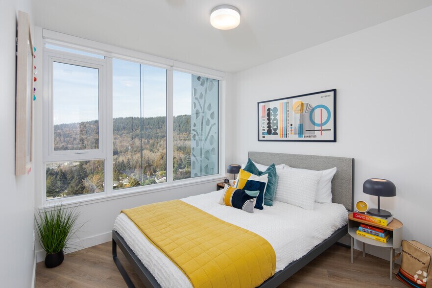 More Photos Of 515 Cottonwood Av, Coquitlam Apartments For Lease