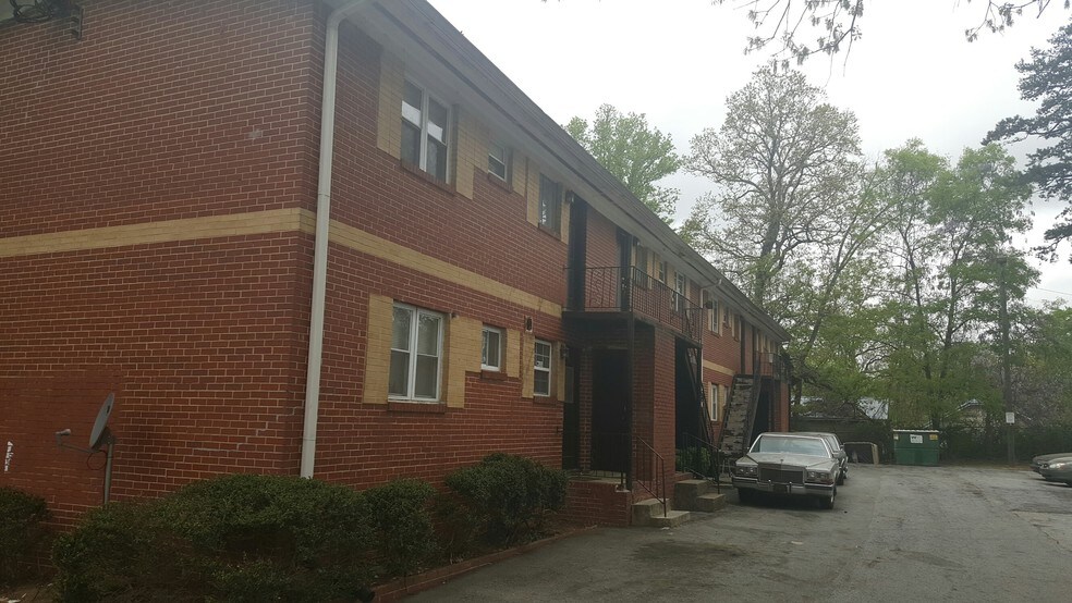 More Photos Of 4855 College St, Forest Park Apartments For Sale