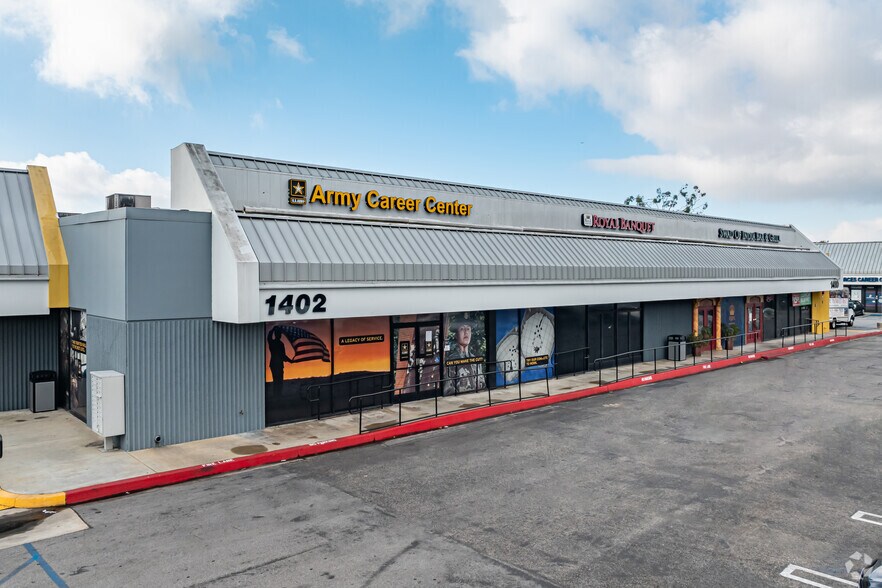 More Photos Of 1348-1438 W 7th St, Upland Unknown For Lease