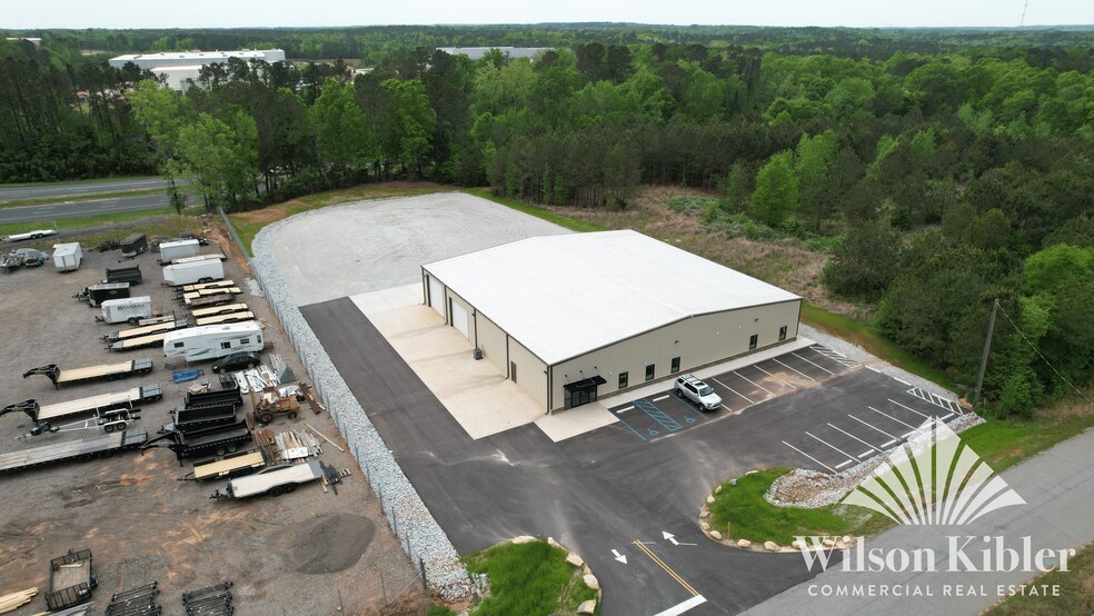 More Photos Of 262 Market Pl Ave, Prosperity Industrial For Lease