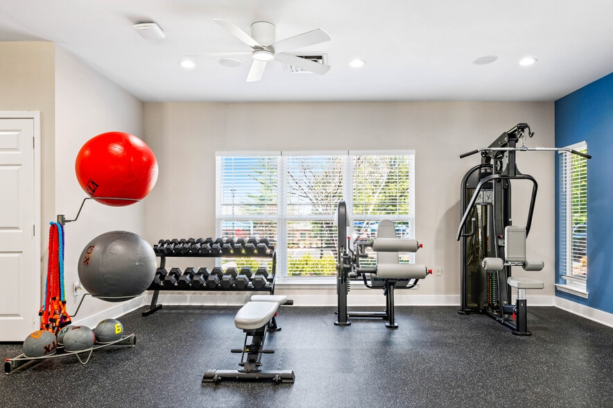 More Photos Of 400 Legends Terrace Dr, Eureka Apartments For Sale