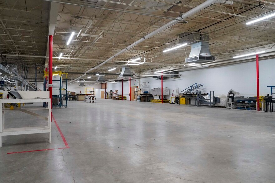 More Photos Of 525 S Highway 77, Robstown Industrial For Lease