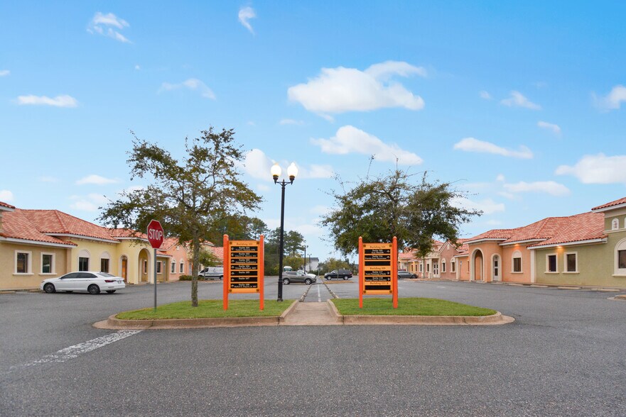 More Photos Of 105 Whitehall Dr, Saint Augustine Medical For Lease
