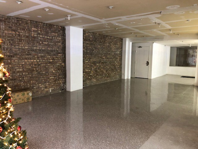 More Photos Of 9 N Wabash Ave, Chicago Loft Creative Space For Lease