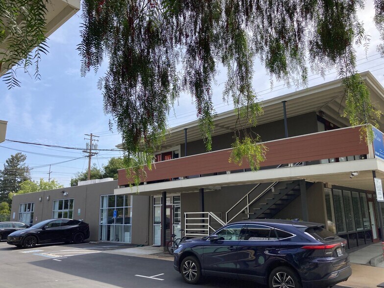 More Photos Of 2181 Park Blvd, Palo Alto Office For Lease