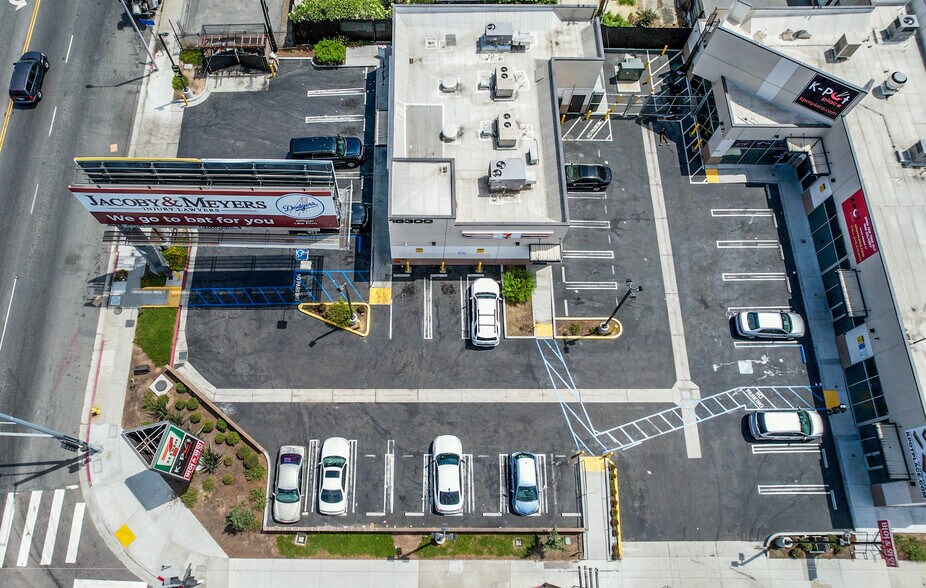 More Photos Of 15300 S Figueroa St, Gardena General Retail For Sale