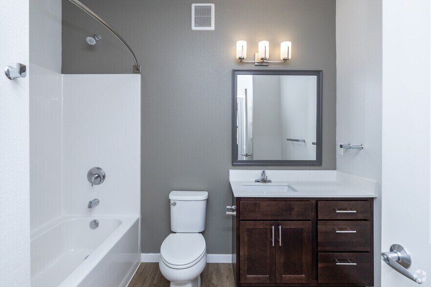 More Photos Of 201 El Dorado Dr, Jordan Apartments For Lease