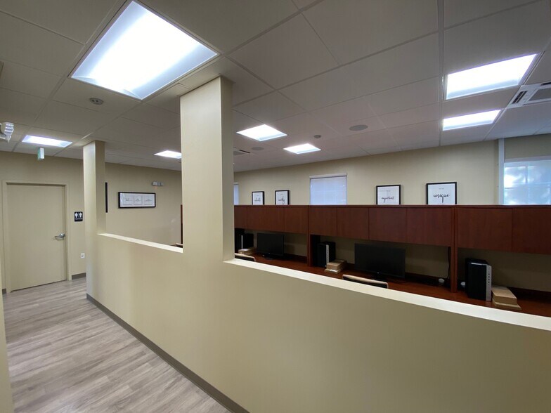 More Photos Of 11623 Philadelphia Rd, White Marsh Medical For Sale