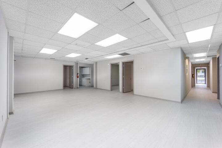 More Photos Of 1803-1805 S 25th St, Fort Pierce Medical For Sale