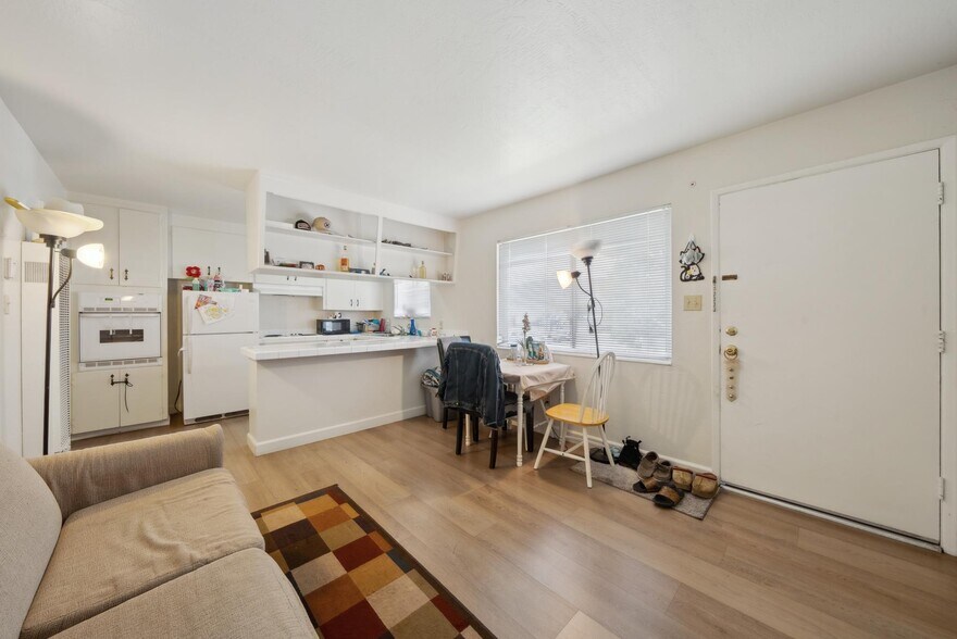 More Photos Of 7810 Hanna St, Gilroy Apartments For Sale