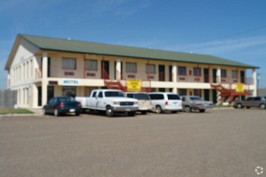 Primary Photo Of 2418 S Cage Blvd, Pharr Hotel For Sale