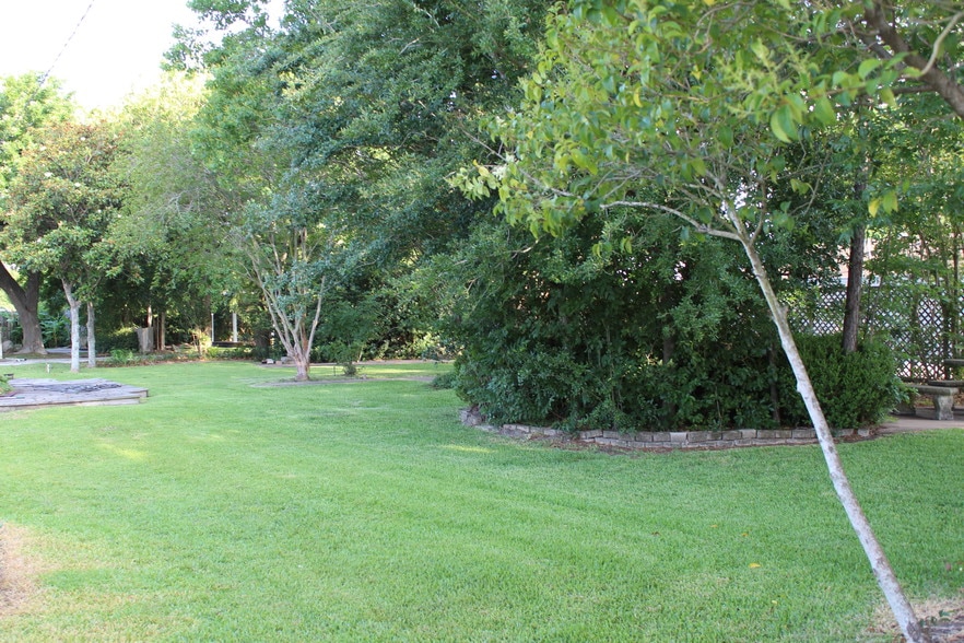 More Photos Of 308 Preston Ave, Pasadena Religious Facility For Sale