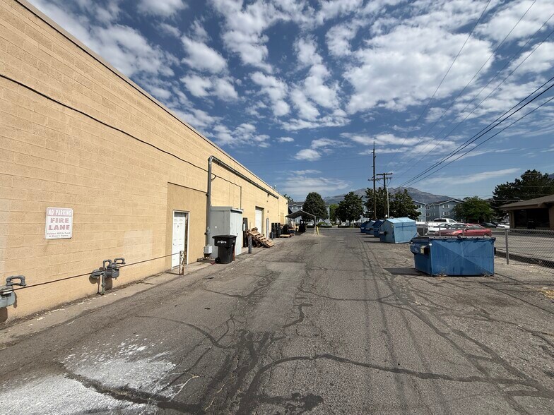 More Photos Of 1700 N State St, Provo Freestanding For Lease