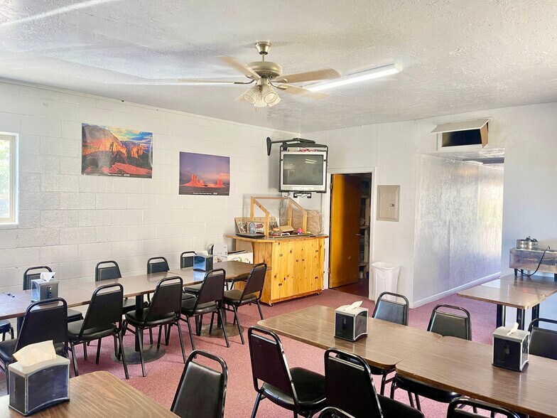 More Photos Of 156 S Main St, Monticello Restaurant For Sale