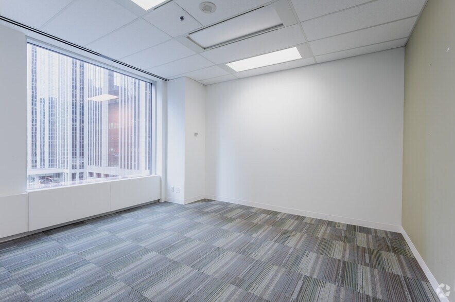 More Photos Of 70 York St, Toronto Office For Lease