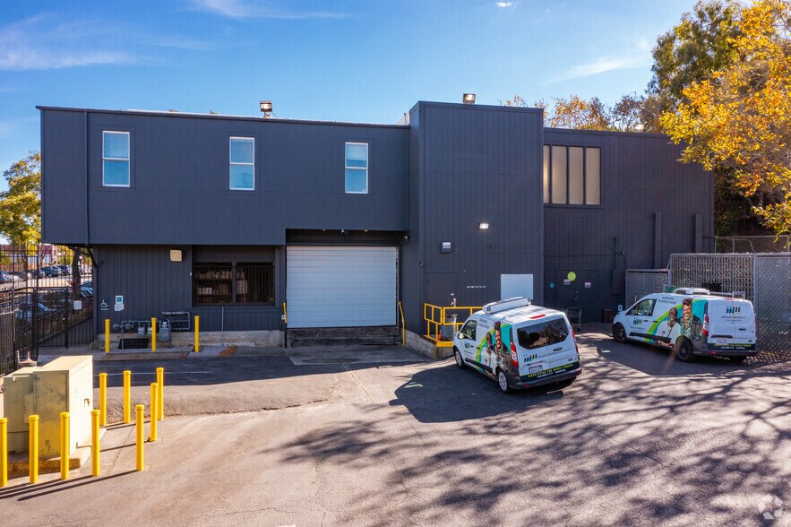More Photos Of 1375 Fairfax Ave, San Francisco Warehouse For Sale