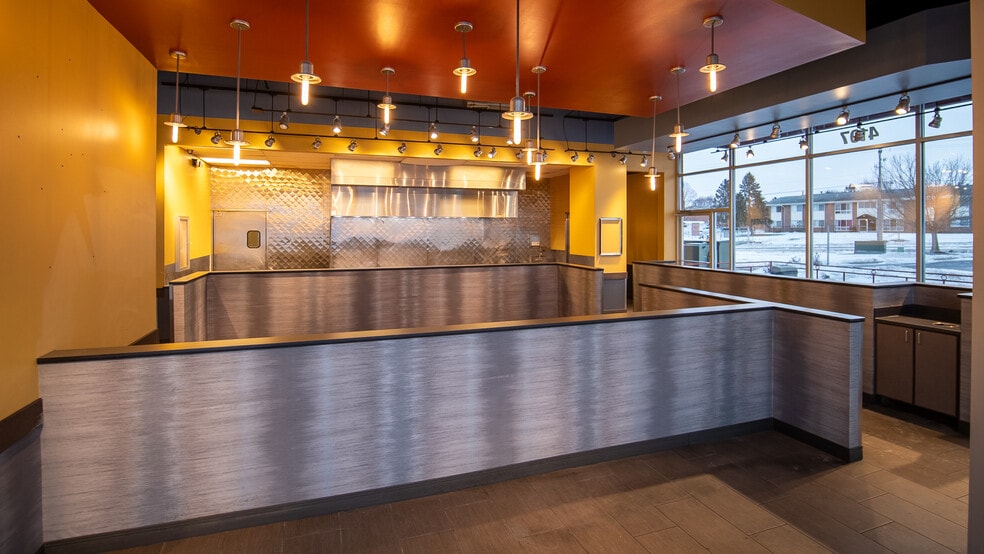 More Photos Of 4107 Highway 52 N, Rochester Freestanding For Lease