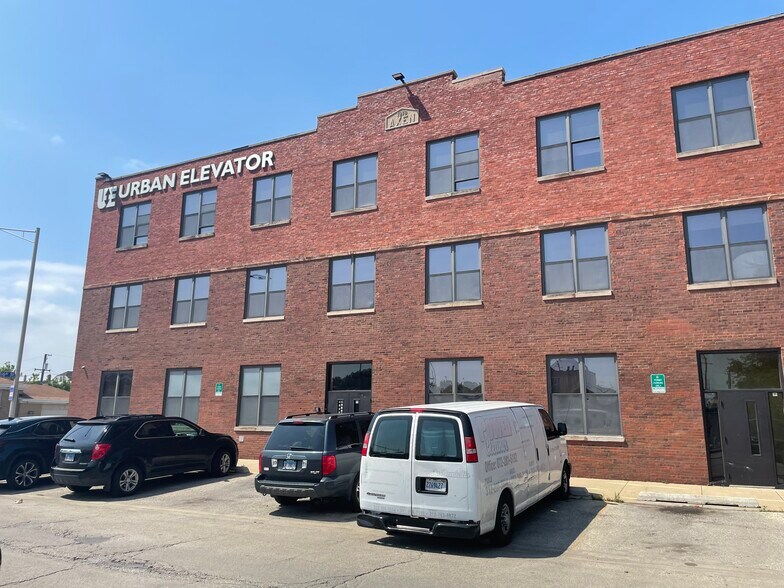 Primary Photo Of 4830 W 16th St, Cicero Distribution For Sale
