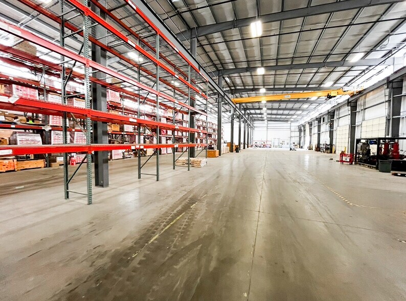 More Photos Of 7995 E Interstate 20 E, Odessa Warehouse For Lease