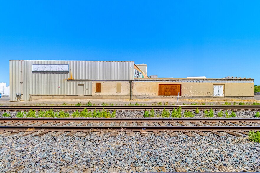 More Photos Of 630 S 7th St, Grand Junction Warehouse For Lease