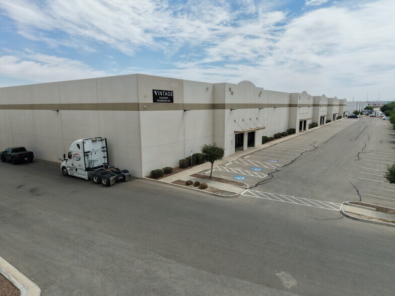 More Photos Of 445 Pan American Dr, El Paso Warehouse For Lease