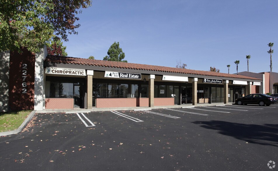 More Photos Of 22762 Aspan St, Lake Forest Storefront For Lease