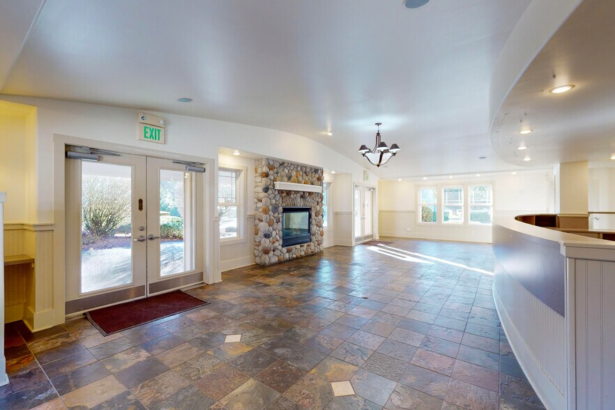 More Photos Of 3610 Ensign Rd NE, Olympia Medical For Lease