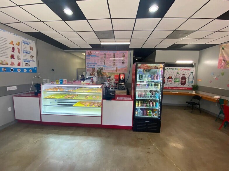 More Photos Of 18539 LA-22, Ponchatoula Storefront Retail Office For Sale