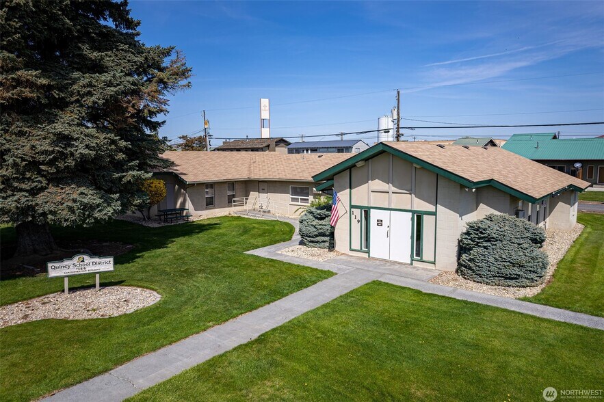 More Photos Of 119 J St SW, Quincy Office For Sale