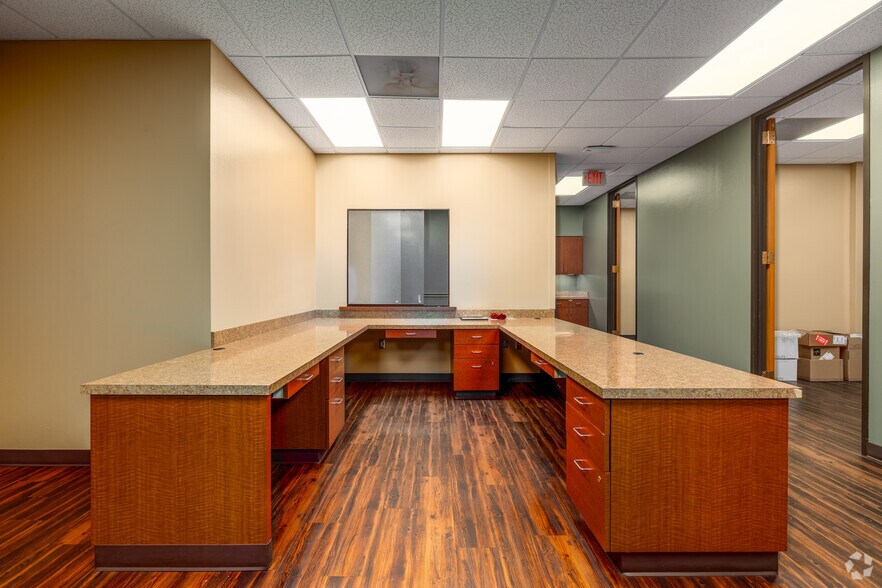 More Photos Of 4848 NE Stallings Dr, Nacogdoches Office For Sale