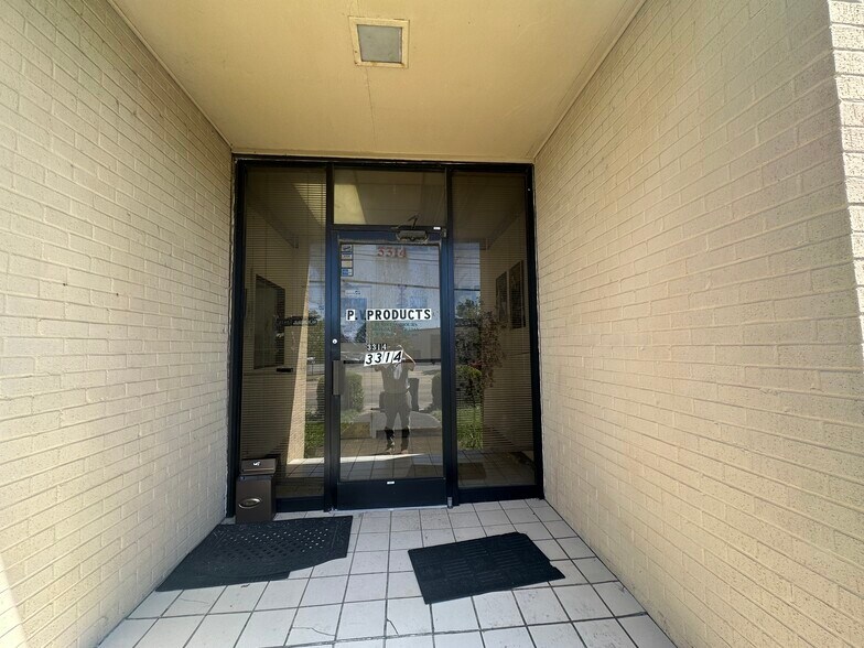 More Photos Of 3314 Millbranch Rd, Memphis Flex For Sale