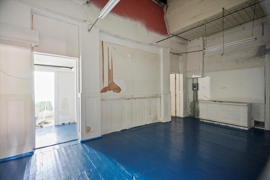 More Photos Of 163 W Main St, Timmonsville General Retail For Sale