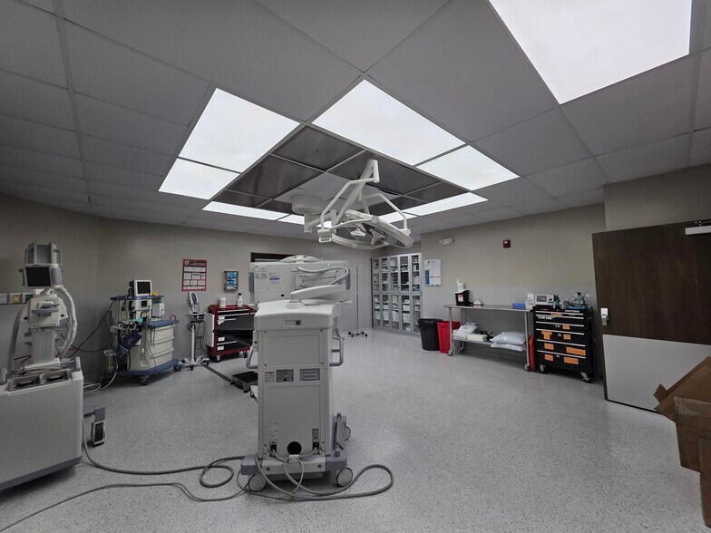 More Photos Of 16604 107th St, Orland Park Healthcare For Sale