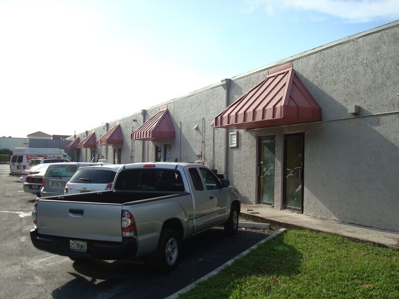 More Photos Of 10250-10352 W Sample Rd, Coral Springs Storefront Retail Office For Sale