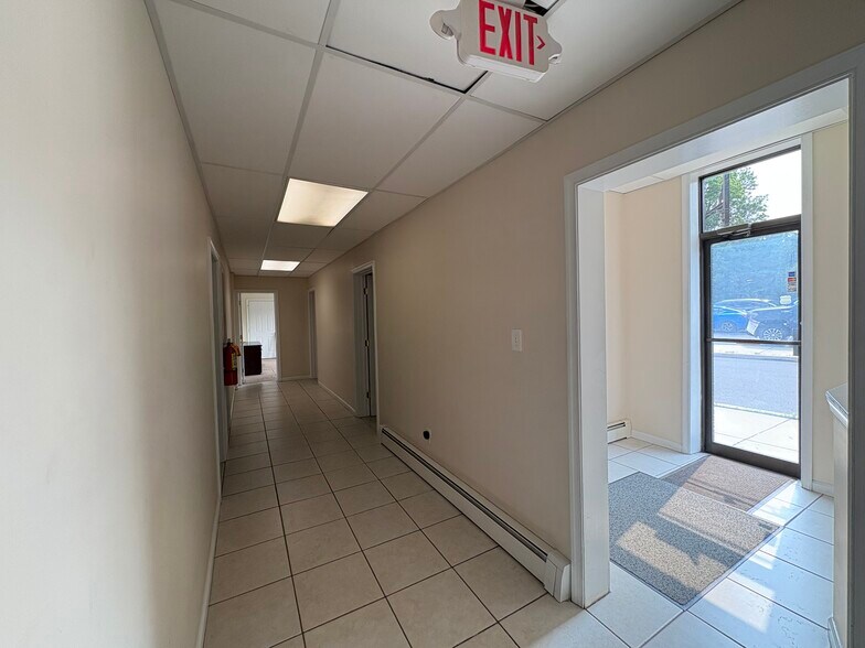 More Photos Of 108 W Montgomery Ave, North Wales Warehouse For Lease