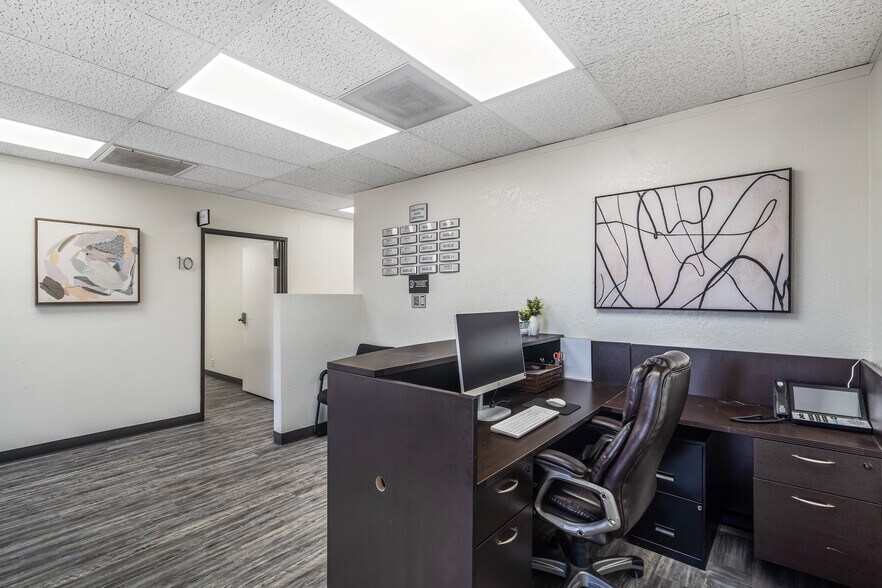 More Photos Of 2825 E Tahquitz Canyon Way, Palm Springs Medical For Lease