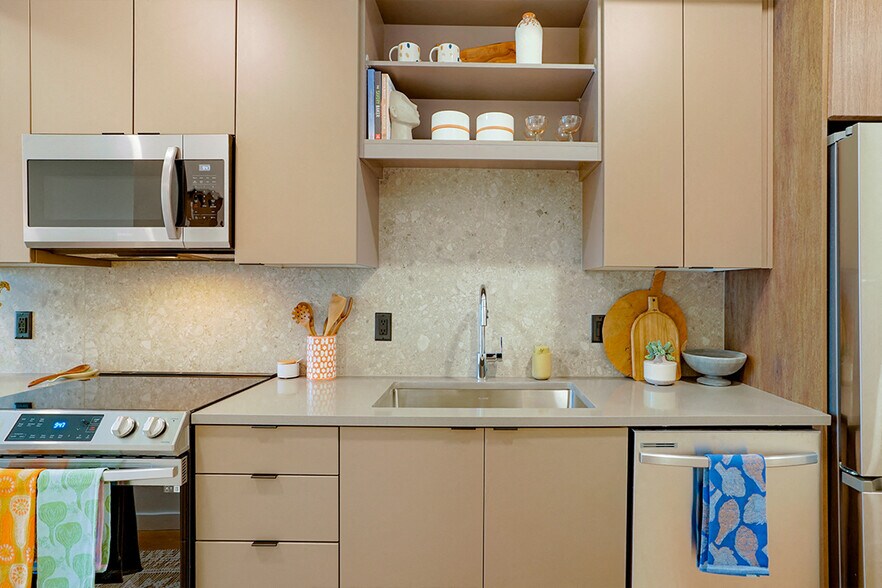 More Photos Of 1040 Santa Fe Dr, Denver Apartments For Lease