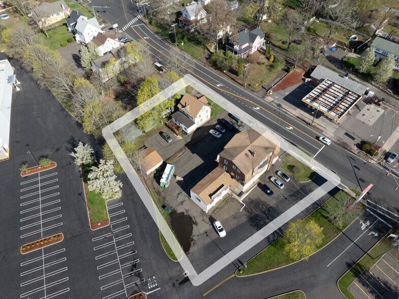 More Photos Of 584 W Main St, Meriden Storefront Retail Residential For Sale