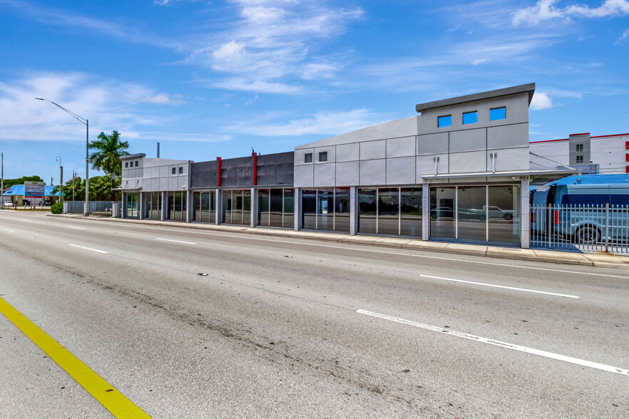 Primary Photo Of 925 W Broward Blvd, Fort Lauderdale Auto Dealership For Sale